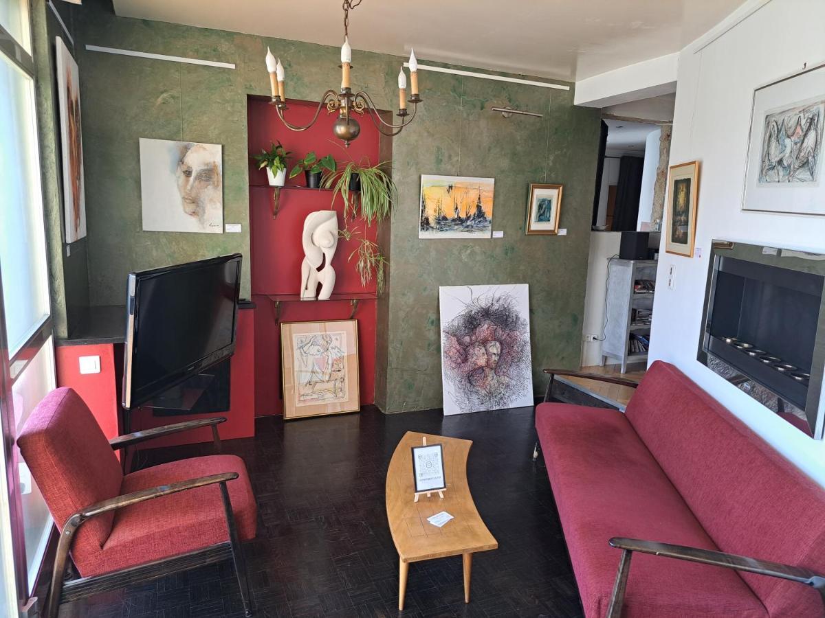 L'Appartement - Chambre Avec Salle De Bains Et Wc Dans Une Galerie D'Art Montbeliard Exterior photo